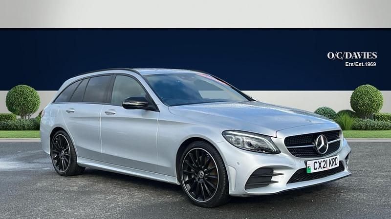 Used Mercedes C200 AMG line 2021 Silver Estate