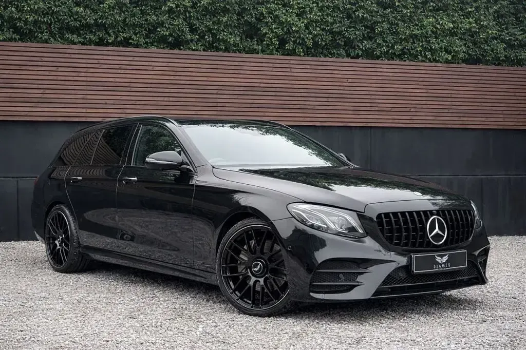 Used Mercedes E220 AMG line 2020 Black Estate