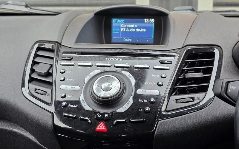 Used Ford Fiesta Titanium 125 HP (91 kW) 2017 Hatchback