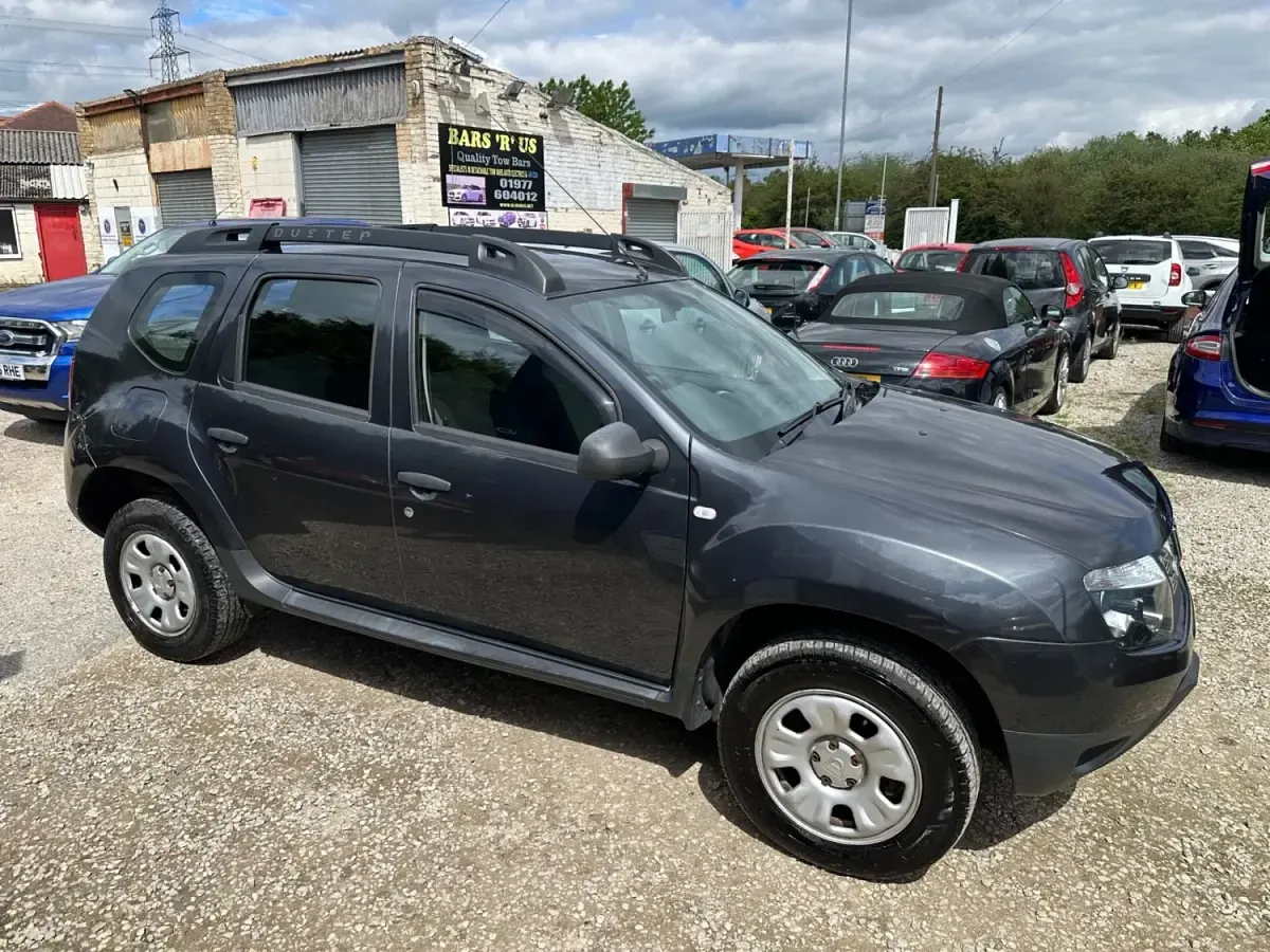 Used Dacia Duster Ambiance 110 HP (2016) in Castleford - £4,295 | AutoUncle