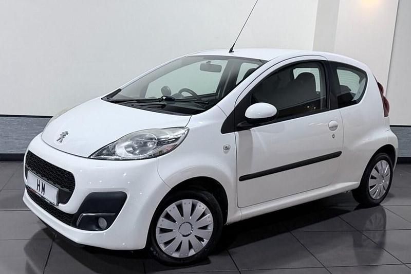 White Used 2014 Peugeot 107 Active Hatchback | £2,695 (Fair price) - Image 1/1