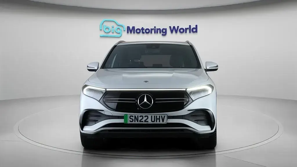 Begagnad Mercedes EQA250 AMG line 139 kW (190 HK) 2022 SUV
