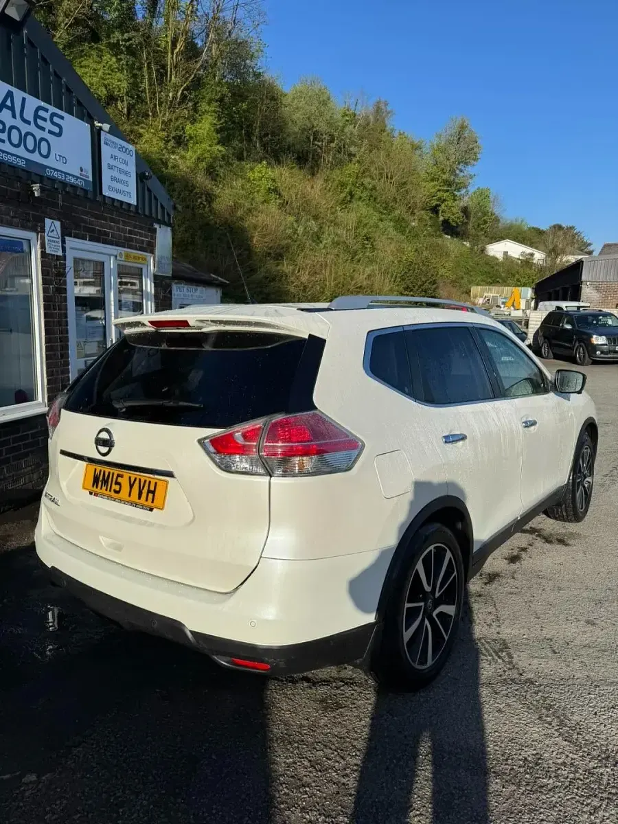Used Nissan X-Trail Tekna 130 HP (95 kW) 2015 White SUV