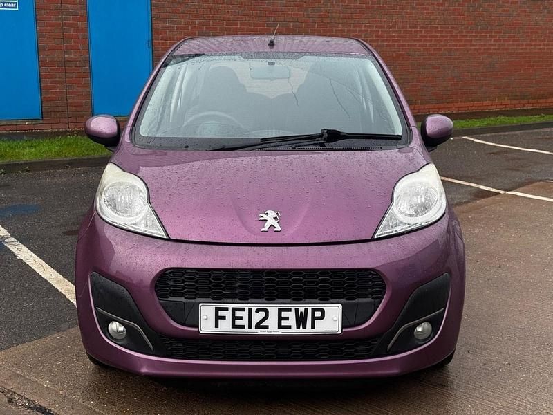 Used Peugeot 107 Active 68 HP (50 kW) 2012 Mauve/purple Hatchback