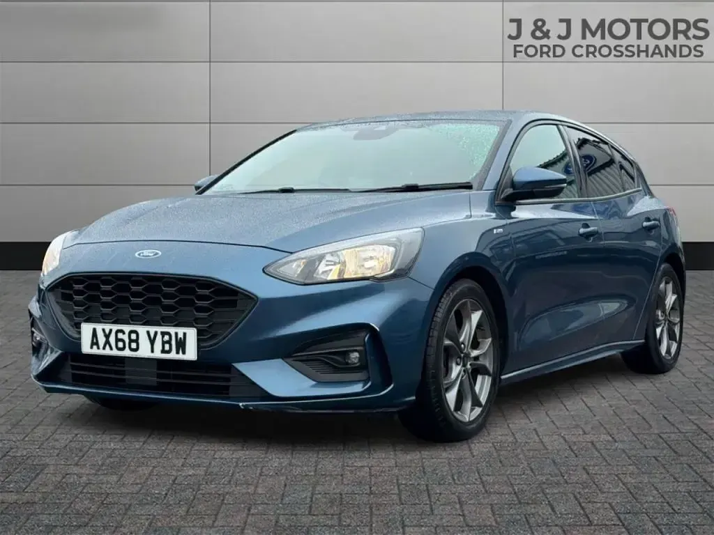 Used Ford Focus ST-Line 2019 Blue Hatchback