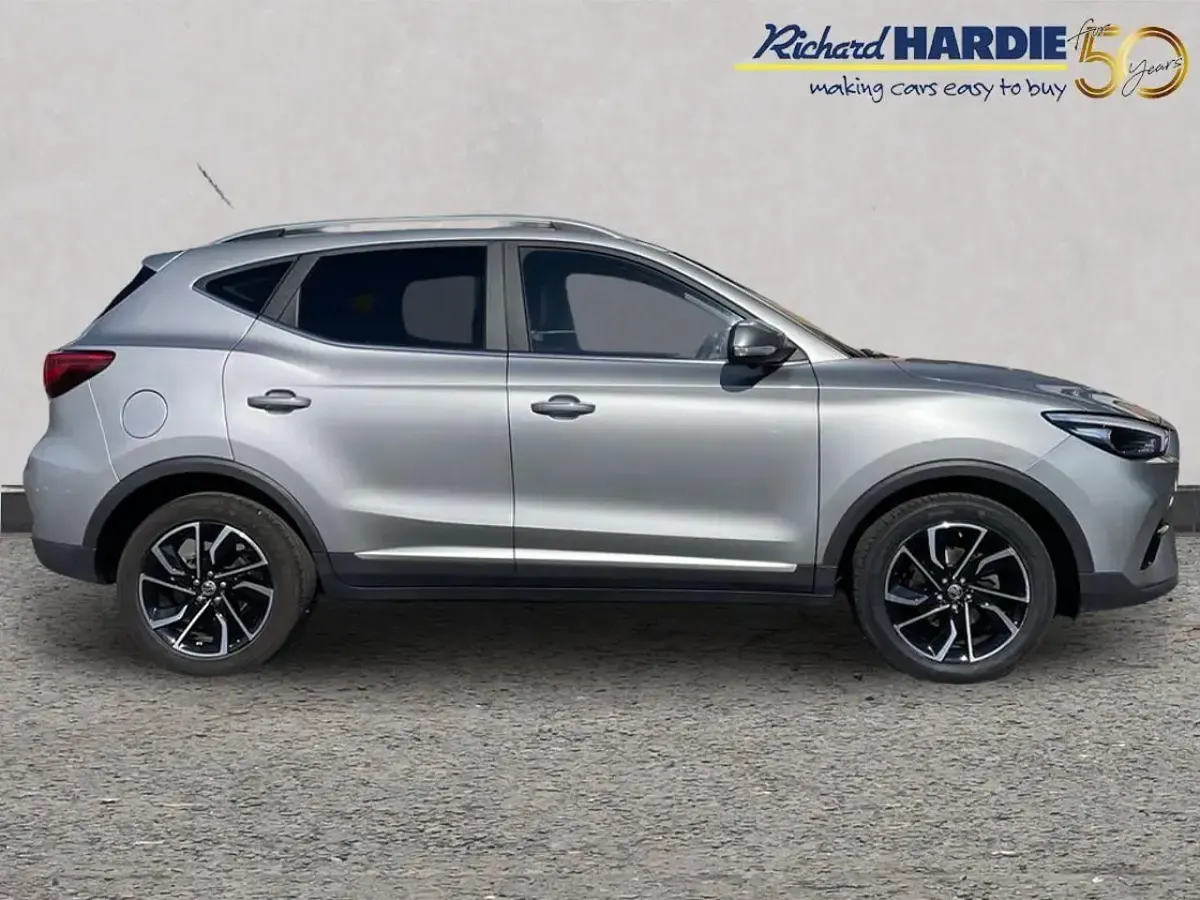 Usado MG ZS Exclusive 105 CV (77 kW) 2024 Gris SUV