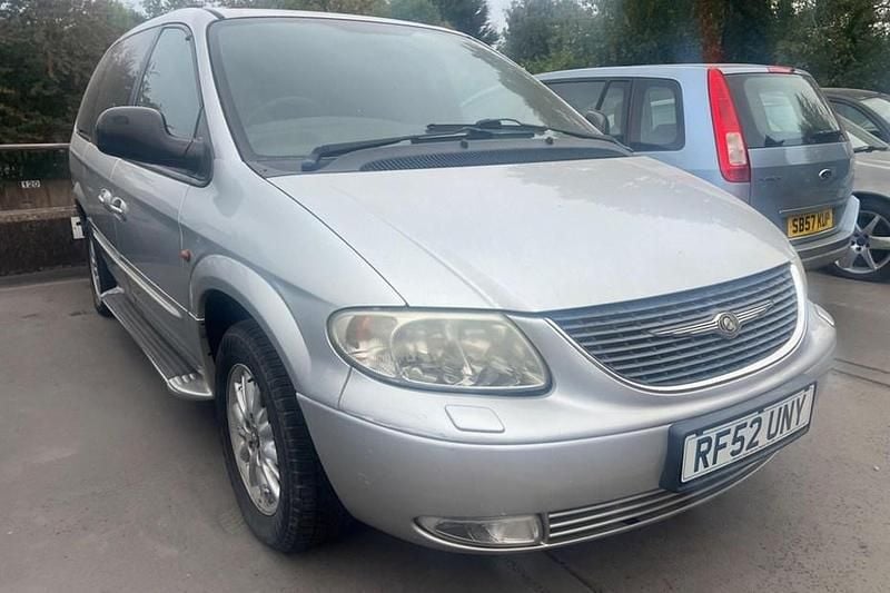 Silver Used 2002 Chrysler Grand Voyager Limited MPV | £2,195 - Image 1/1