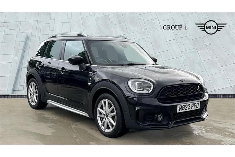 Midnight black Used 2022 Mini Cooper S Countryman Comfort SUV | £25,450 (Fair price) - Image 1/4