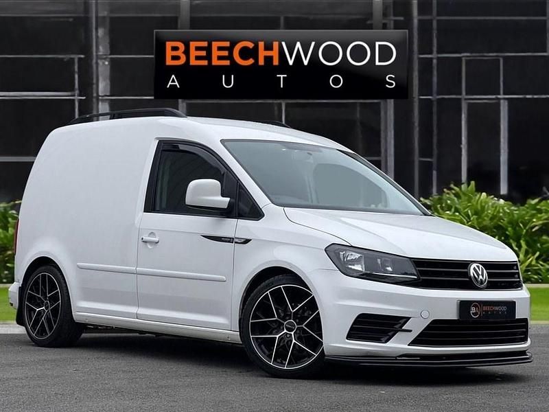 Used VW Caddy Trendline 122 HP (89 kW) 2019 White MPV