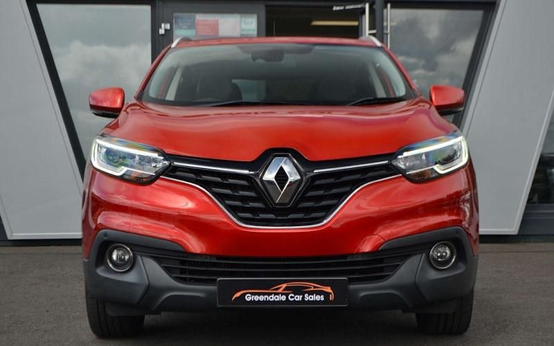 Używany Renault Kadjar Dynamique 140 KM (102 kW) 2018 Czerwony SUV