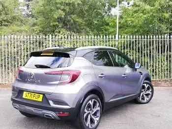 Used Renault Captur R.S. 140 HP (102 kW) 2021 Grey SUV