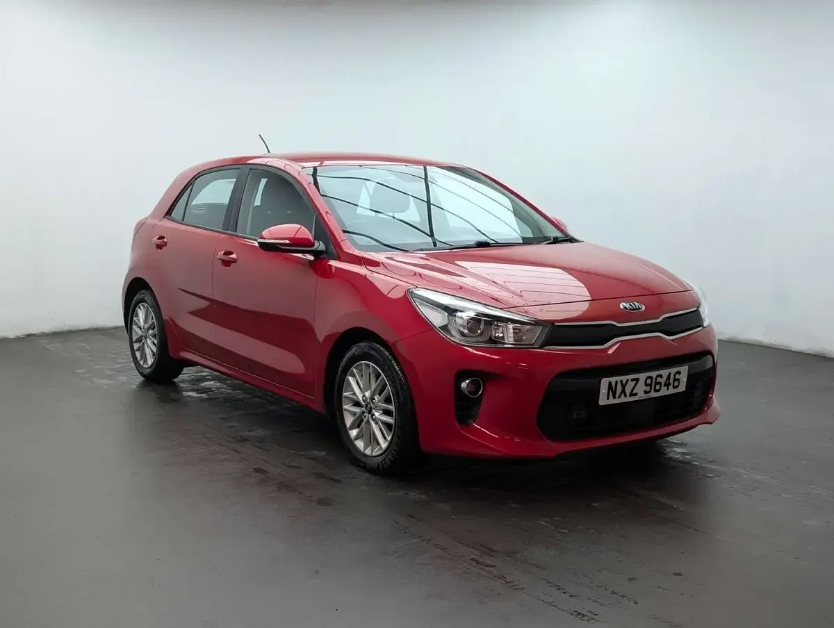 Used Kia Rio 83 HP (61 kW) 2019 Red Hatchback