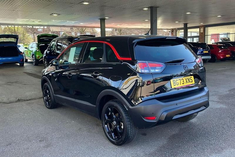 Carbon black Used 2023 Vauxhall Crossland S SUV | £15,135 (Fair price) - Image 1/2