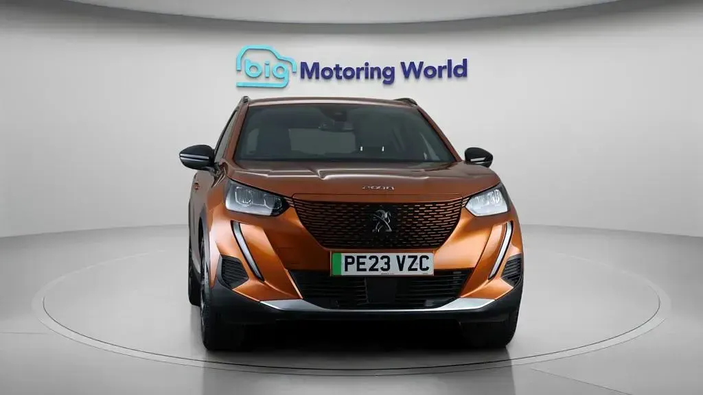 Used Peugeot e-2008 Allure+ 100 kW (136 HP) 2023 SUV