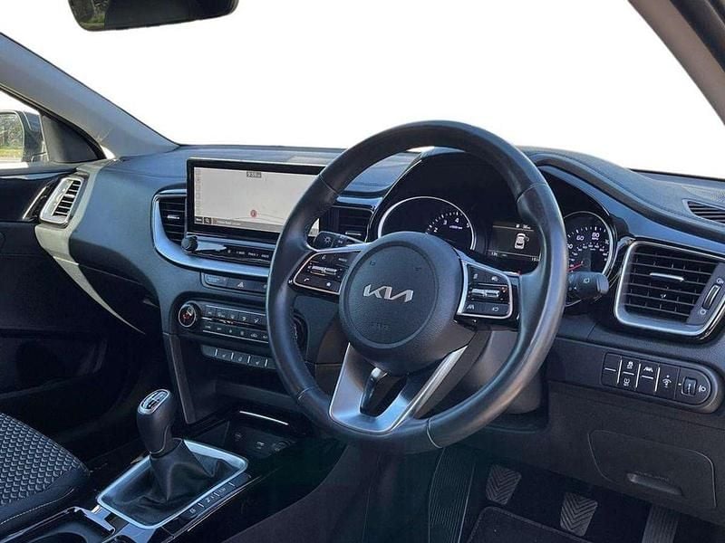 Used Kia XCeed 158 HP (116 kW) 2024 Grey SUV