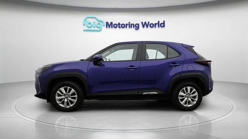 Used Toyota Yaris Cross 116 HP (85 kW) 2023 Blue SUV