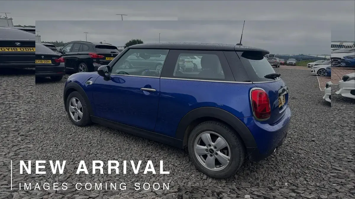 Used Mini Cooper Hatch 134 HP (98 kW) 2018 Blue Hatchback