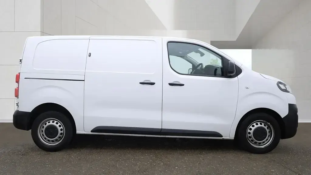 Used Citroën Dispatch 2023 White MPV