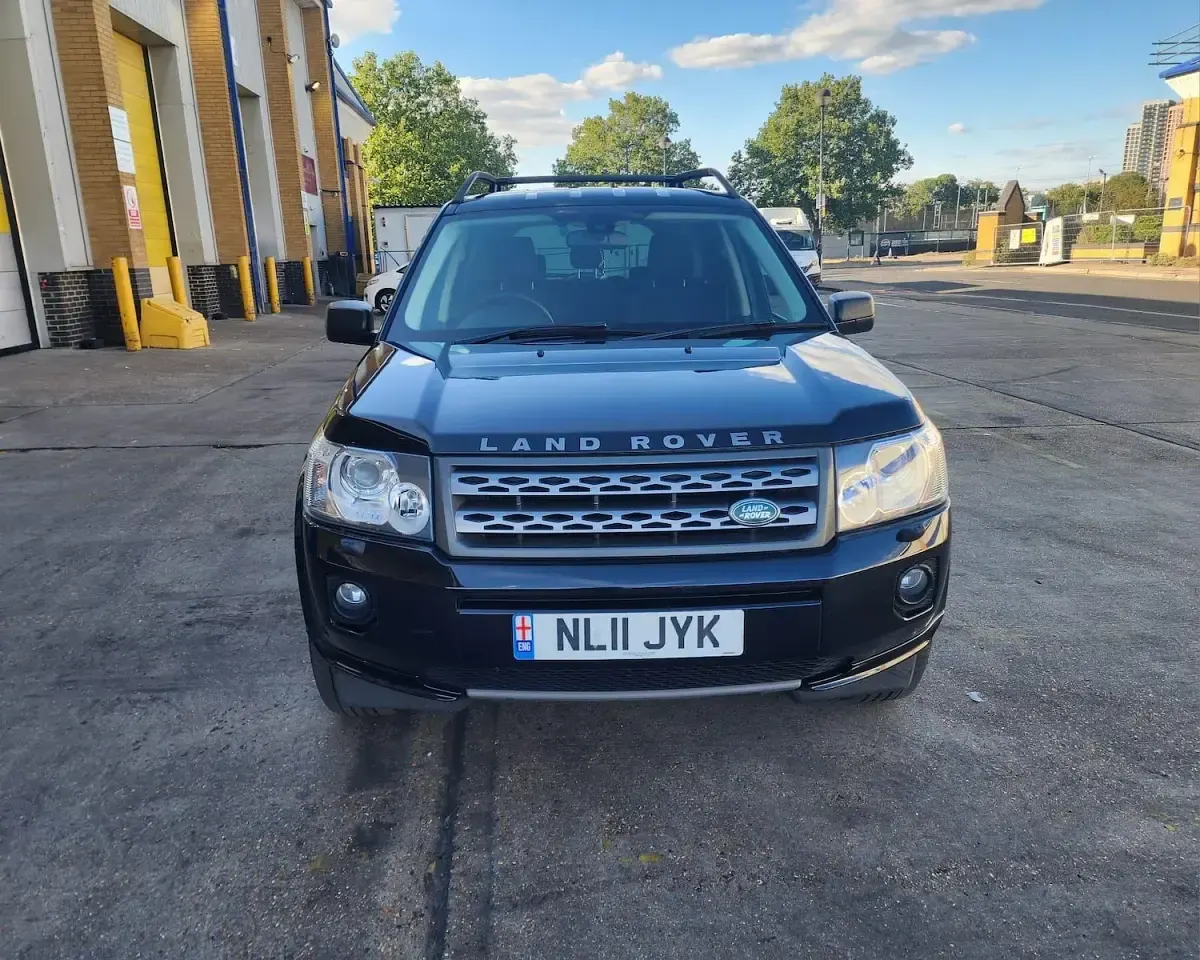 Used Land Rover Freelander 2 S 150 HP (110 kW) 2011 Black SUV