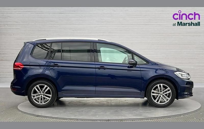 Used VW Touran Match 150 HP (110 kW) 2024 Blue MPV