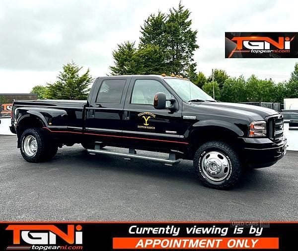 Black Used 2007 Ford F350 Lariat | £29,995 - Image 1/3