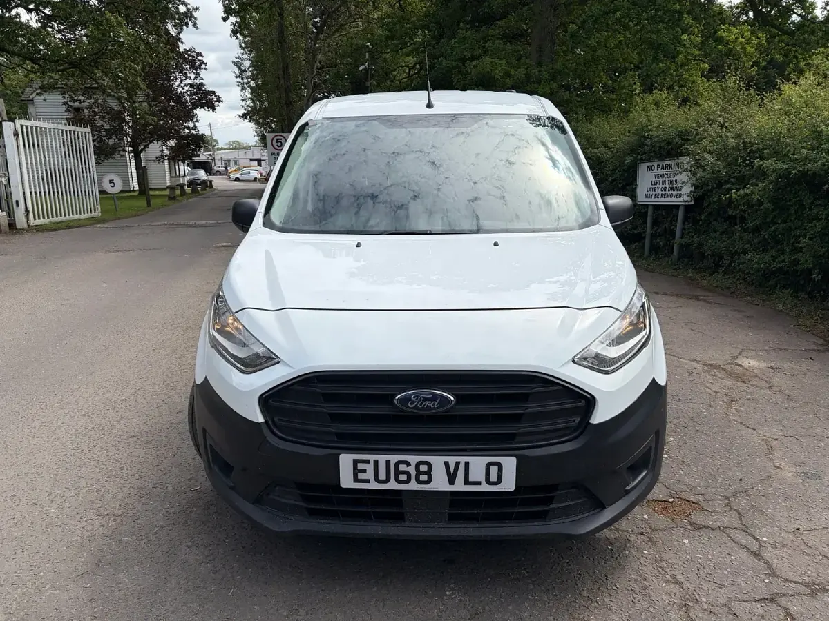 Used Ford Transit Connect 100 HP (73 kW) 2019 White MPV