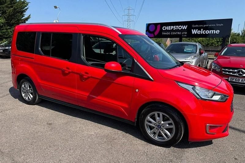 Used 2022 Ford Grand Tourneo Connect Titanium MPV | £11,356 (Fair price) - Image 1/1
