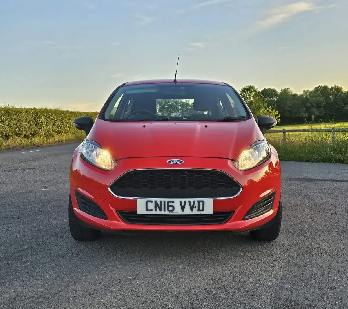 Used Ford Fiesta Studio 2016 Red Hatchback
