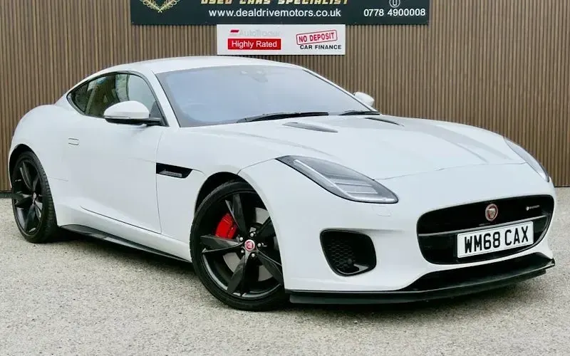 Used Jaguar F-Type R-Dynamic 300 HP (220 kW) 2018 Coupe