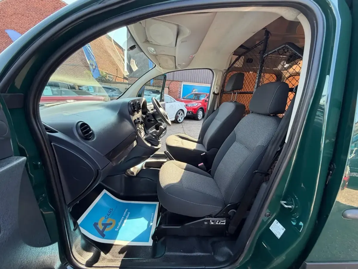 Used Mercedes Citan 109 2016 Green MPV
