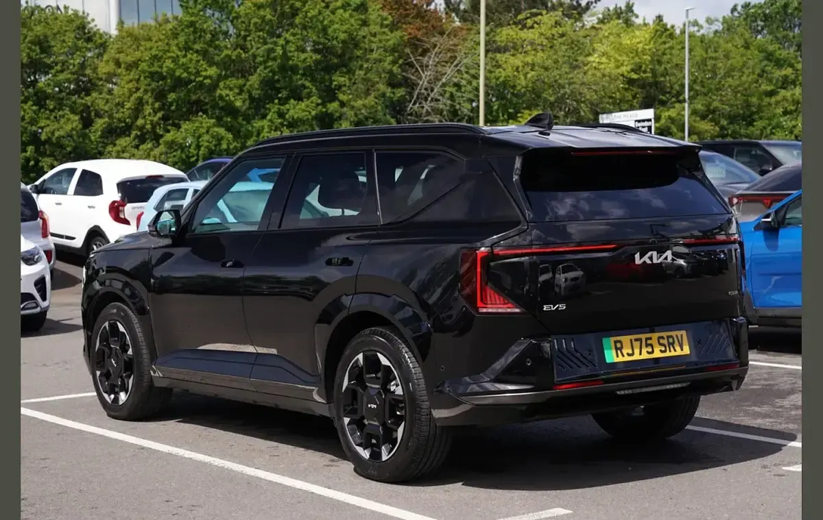 Used Kia EV5 GT-Line S 160 kW (218 HP) 2026 Black SUV