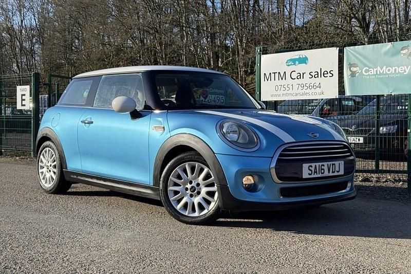 Used Mini Cooper Hatch 136 HP (100 kW) 2016 Blue Hatchback