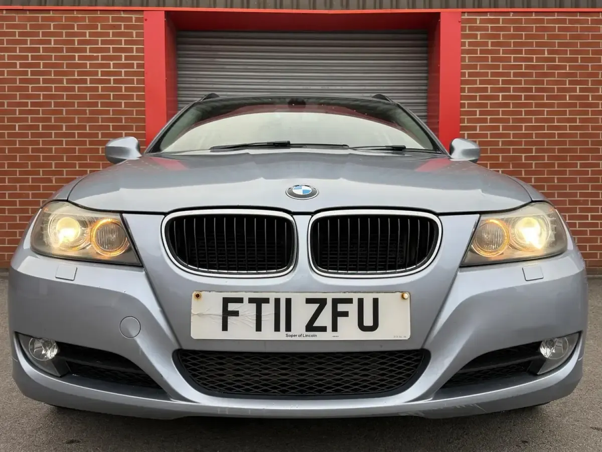 Used BMW 320 Comfort Edition 184 HP (135 kW) 2011 Blue Estate