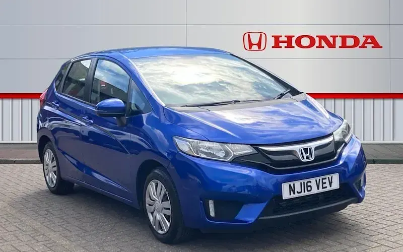 Używany Honda Jazz S 102 KM (75 kW) 2017 Hatchback