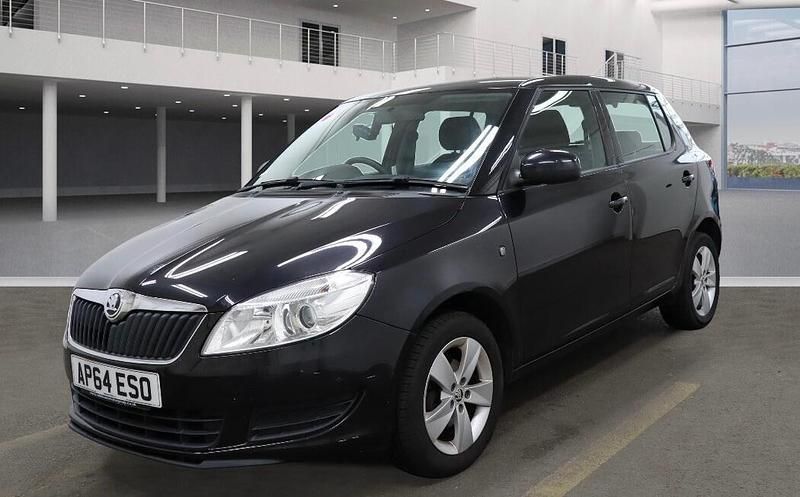 Black Used 2015 Skoda Fabia SE Hatchback | £2,990 (Good price) - Image 1/4