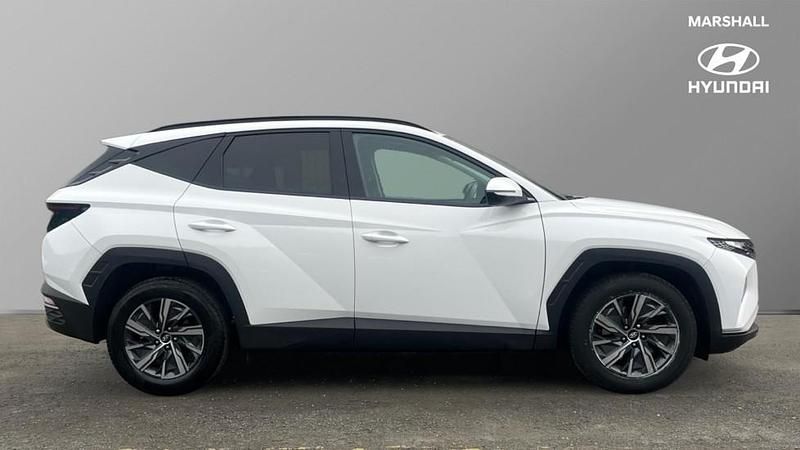 Used Hyundai Tucson SE 150 HP (110 kW) 2022 White SUV