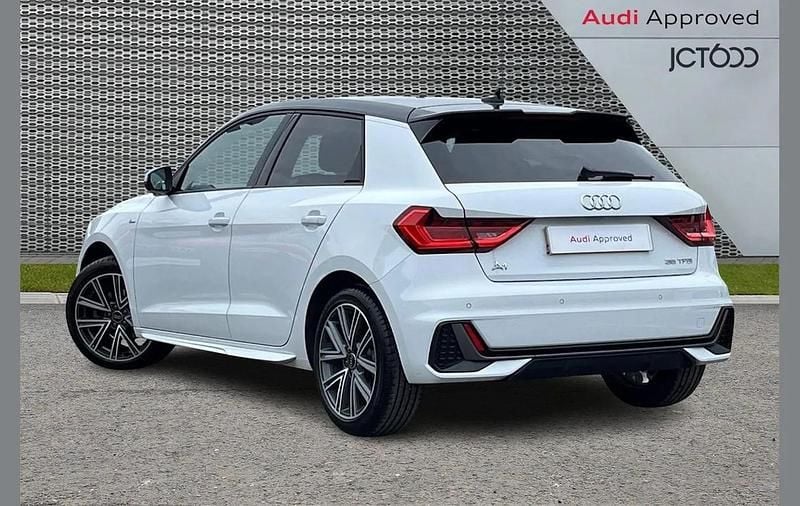 Used Audi A1 S-Line 147 HP (108 kW) 2024 White SUV