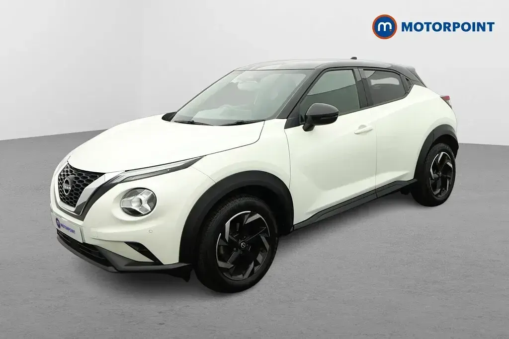 Used Nissan Juke N-Connecta 114 HP (83 kW) 2023 White SUV
