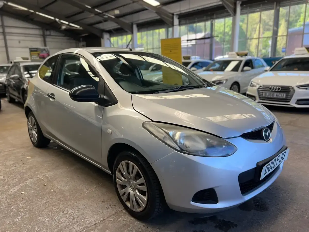 Used Mazda 2 2010 Silver Hatchback