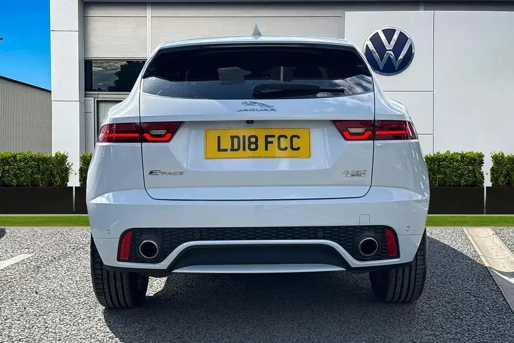 Used Jaguar E-Pace R-Dynamic 180 HP (132 kW) 2018 White SUV