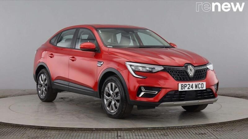 Id metallic flame red Used 2024 Renault Arkana Evolution SUV | £17,763 (Super price) - Image 1/3