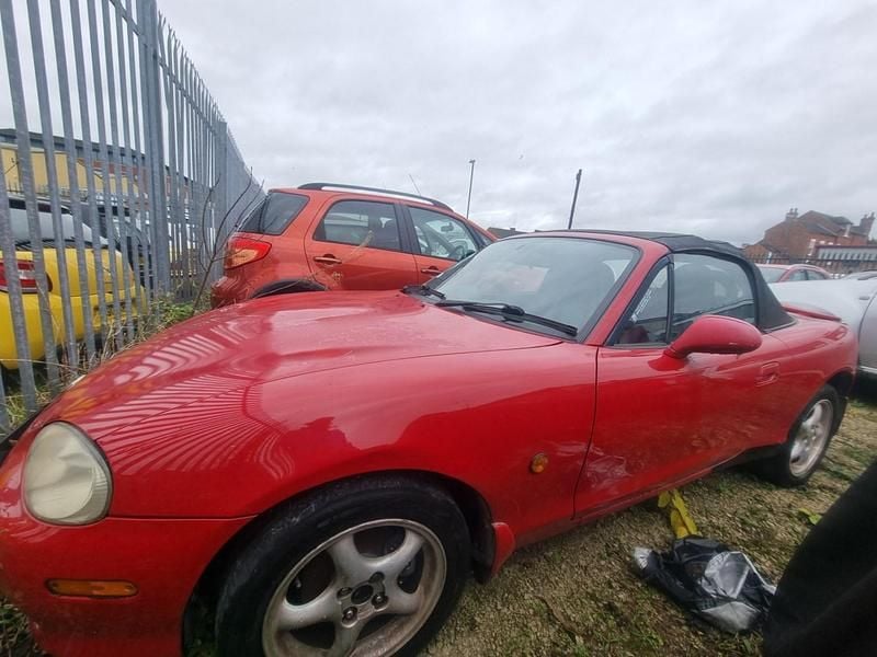 Used Mazda MX5 2003 Red Cabriolet