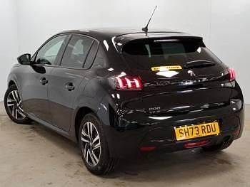 Used Peugeot 208 Allure+ 100 HP (73 kW) 2023 Black Hatchback