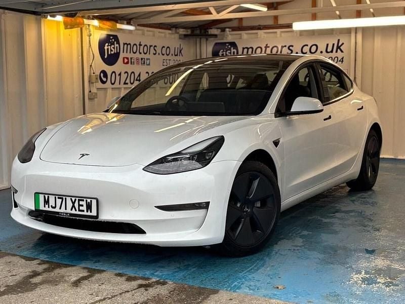 White Used 2021 Tesla Model 3 Sedan | £17,990 (Fair price) - Image 1/3