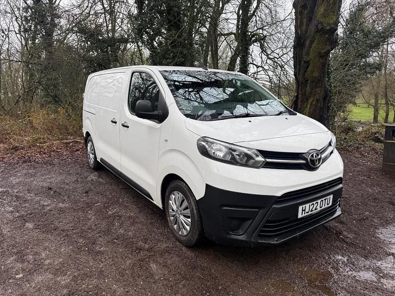 Used Toyota Proace 2022 White MPV