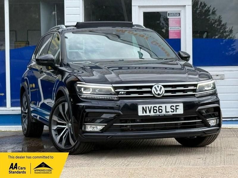 Black Used 2017 VW Tiguan R-line SUV | £14,750 (Fair price) - Image 1/4