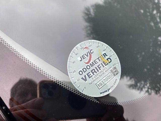 Used Toyota Estima 170 HP (125 kW) 2013 Pearl white MPV