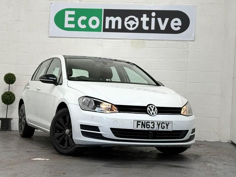 Used VW Golf VII SE 122 HP (89 kW) 2013 White Hatchback