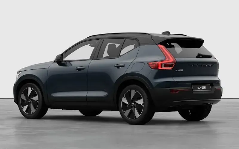 Used Volvo EX40 Plus 185 kW (252 HP) 2026 SUV
