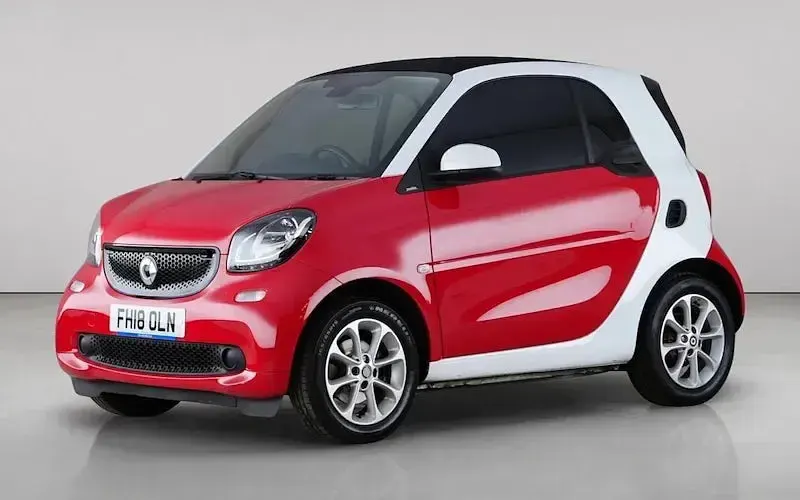 Used Smart ForTwo Coupé Passion 71 HP (52 kW) 2018 White Coupe